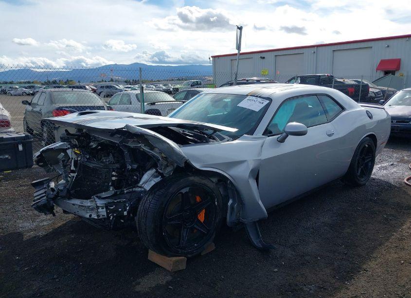 Photo 2 of 2022 Dodge Challenger GT (VIN 2C3CDZJG7NH172101)