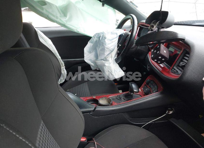 Photo 5 of 2021 Dodge Challenger GT (VIN 2C3CDZJG8MH573560)