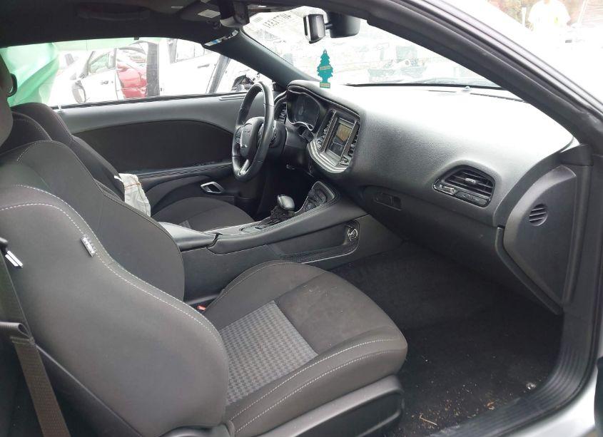 Photo 5 of 2022 Dodge Challenger GT (VIN 2C3CDZJG8NH151273)