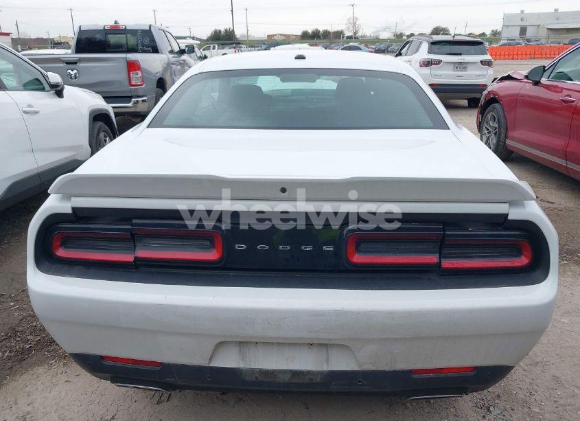 Photo 16 of 2022 Dodge Challenger GT (VIN 2C3CDZJG8NH233147)
