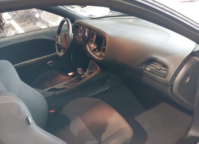 Photo 5 of 2022 Dodge Challenger GT (VIN 2C3CDZJG8NH247016)