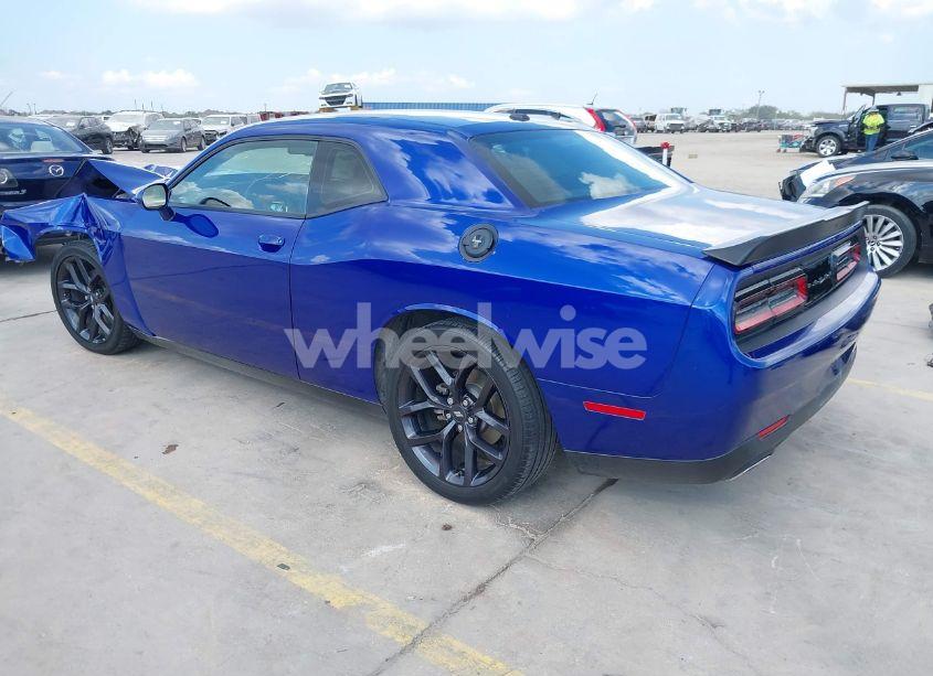 Photo 3 of 2021 Dodge Challenger GT (VIN 2C3CDZJG9MH618649)