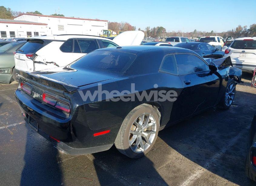 Photo 4 of 2022 Dodge Challenger GT (VIN 2C3CDZJG9NH230144)