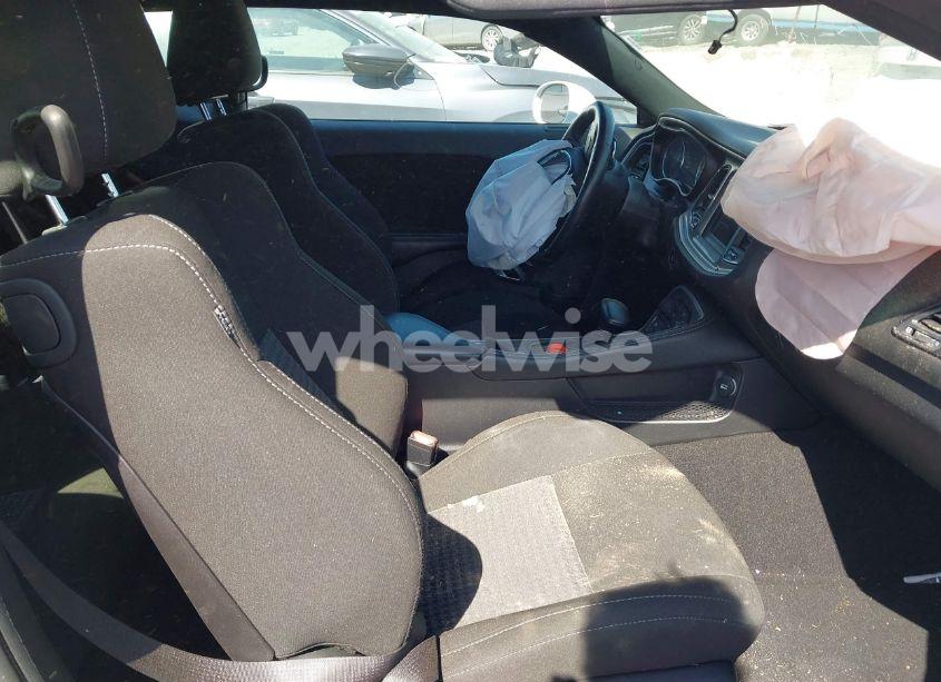 Photo 5 of 2022 Dodge Challenger GT (VIN 2C3CDZJG9NH237465)