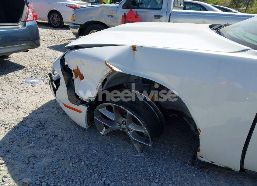 Photo 6 of 2022 Dodge Challenger GT (VIN 2C3CDZJG9NH237465)