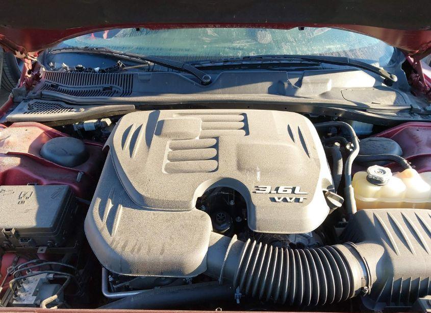 Photo 10 of 2019 Dodge Challenger GT (VIN 2C3CDZJGXKH624120)