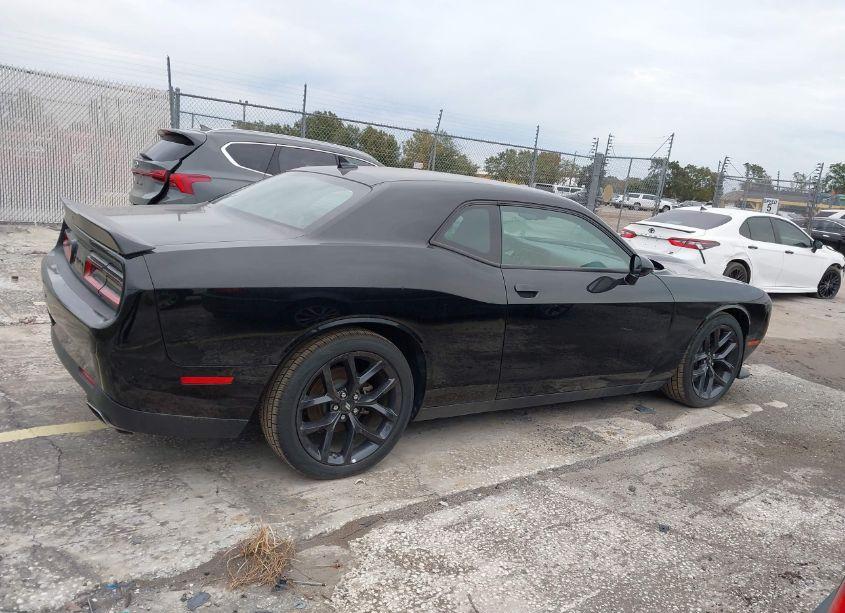 Photo 13 of 2022 Dodge Challenger GT (VIN 2C3CDZJGXNH260463)