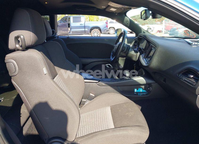 Photo 5 of 2022 Dodge Challenger GT AWD (VIN 2C3CDZKG3NH247715)