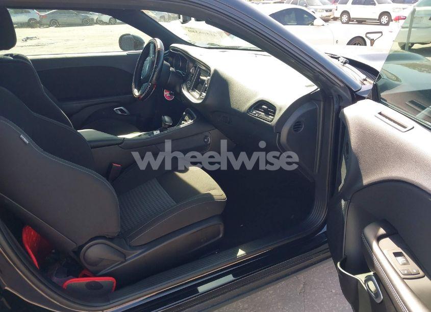 Photo 5 of 2022 Dodge Challenger GT AWD (VIN 2C3CDZKG5NH144800)