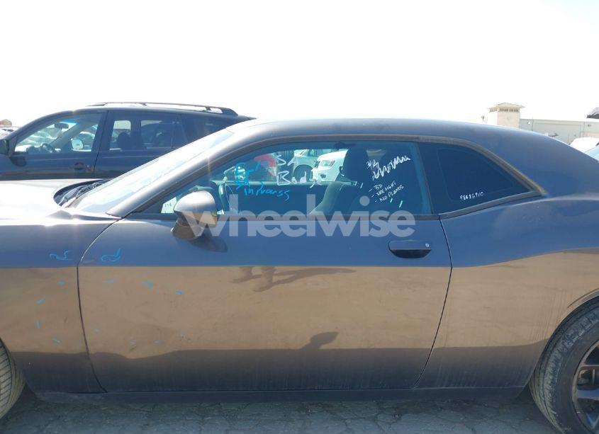 Photo 14 of 2022 Dodge Challenger GT AWD (VIN 2C3CDZKGXNH223749)