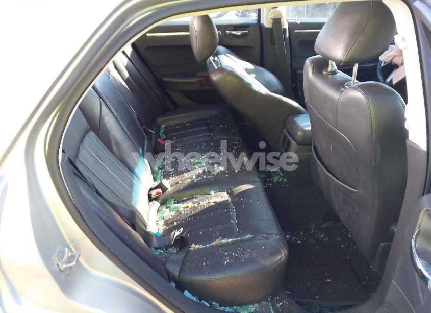 Photo 8 of 2010 Chrysler 300c AWD (VIN 2C3CK6CT7AH215148)