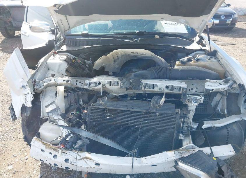 Photo 10 of 2011 Chrysler 300c AWD (VIN 2C3CK6CTXBH530415)