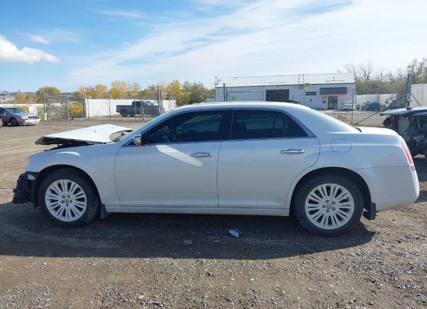 Photo 15 of 2011 Chrysler 300c AWD (VIN 2C3CK6CTXBH530415)
