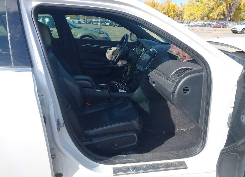 Photo 5 of 2011 Chrysler 300c AWD (VIN 2C3CK6CTXBH530415)