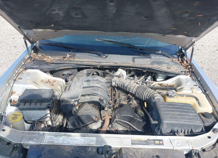 Photo 10 of 2005 Chrysler 300 (VIN 2C3JA43R95H523561)