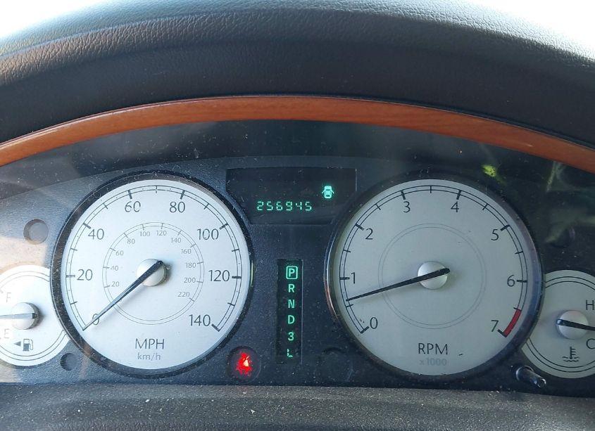 Photo 7 of 2005 Chrysler 300 (VIN 2C3JA43R95H610019)