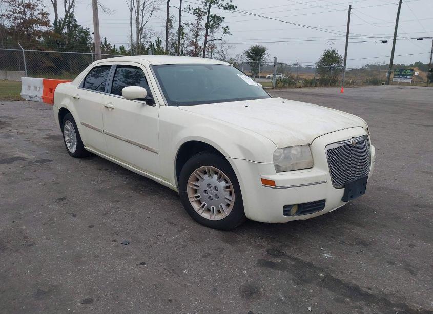 2005 Chrysler 300 TOURING (VIN 2C3JA53G15H627675) main photo