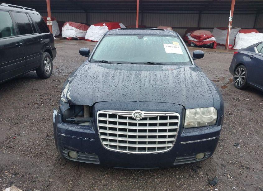 Photo 6 of 2005 Chrysler 300 TOURING (VIN 2C3JA53G35H553031)