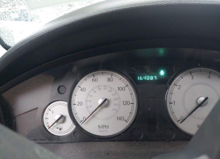 Photo 7 of 2005 Chrysler 300 TOURING (VIN 2C3JA53G35H553031)