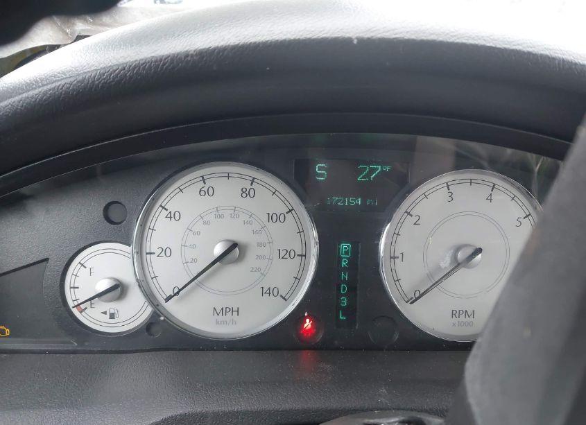 Photo 7 of 2005 Chrysler 300 TOURING (VIN 2C3JA53G85H132423)