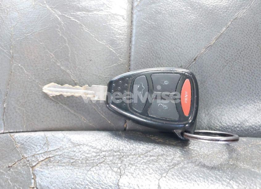 Photo 11 of 2005 Chrysler 300 TOURING (VIN 2C3JA53G85H184747)