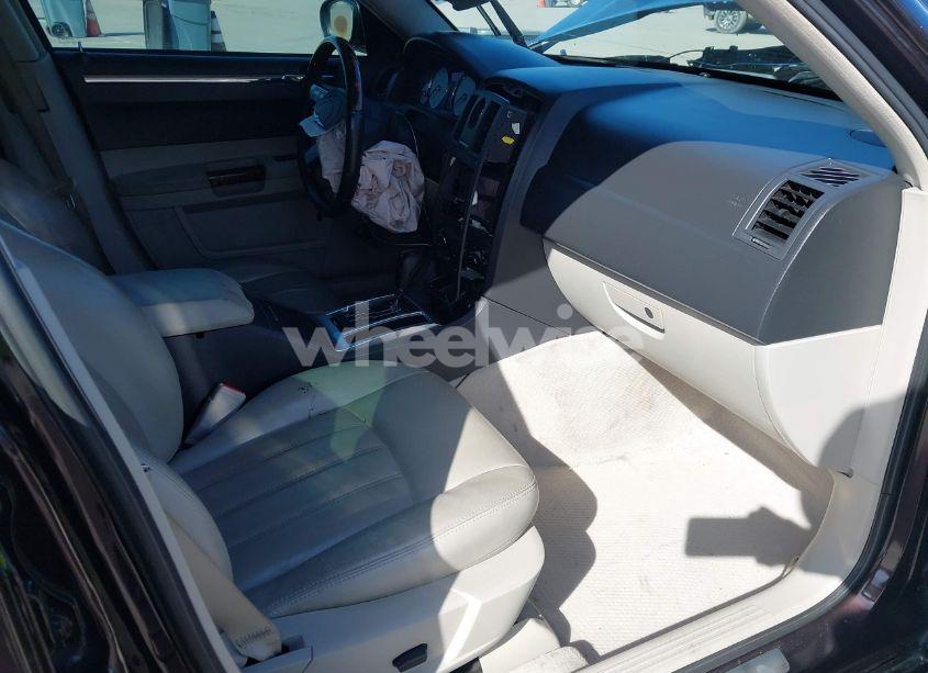 Photo 5 of 2005 Chrysler 300c (VIN 2C3JA63H25H102333)