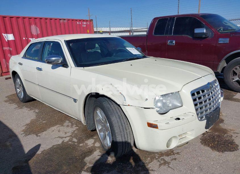 2005 Chrysler 300c (VIN 2C3JA63H35H575027) main photo