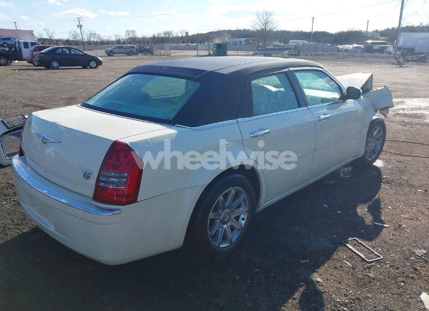 Photo 4 of 2005 Chrysler 300c (VIN 2C3JA63H35H585511)