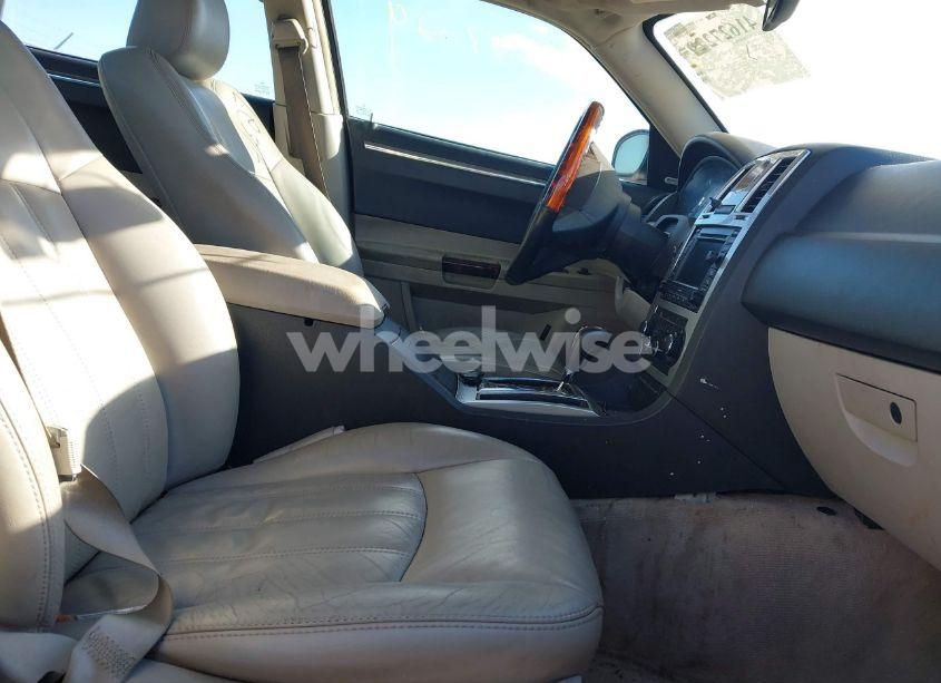 Photo 5 of 2005 Chrysler 300c (VIN 2C3JA63H35H585511)