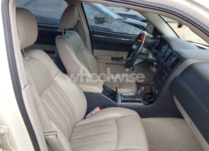 Photo 5 of 2005 Chrysler 300c (VIN 2C3JA63H55H657096)