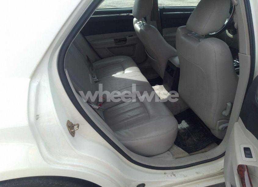 Photo 8 of 2005 Chrysler 300c (VIN 2C3JA63H65H144648)