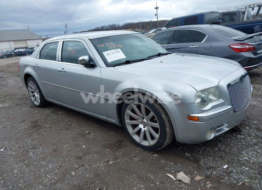 2005 Chrysler 300c (VIN 2C3JA63H75H115319) main photo