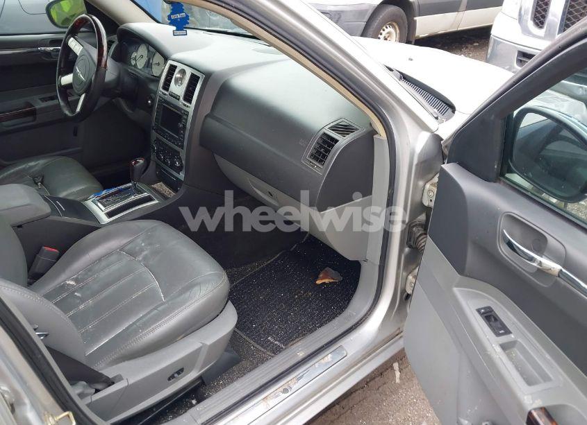 Photo 5 of 2005 Chrysler 300c (VIN 2C3JA63H75H115319)