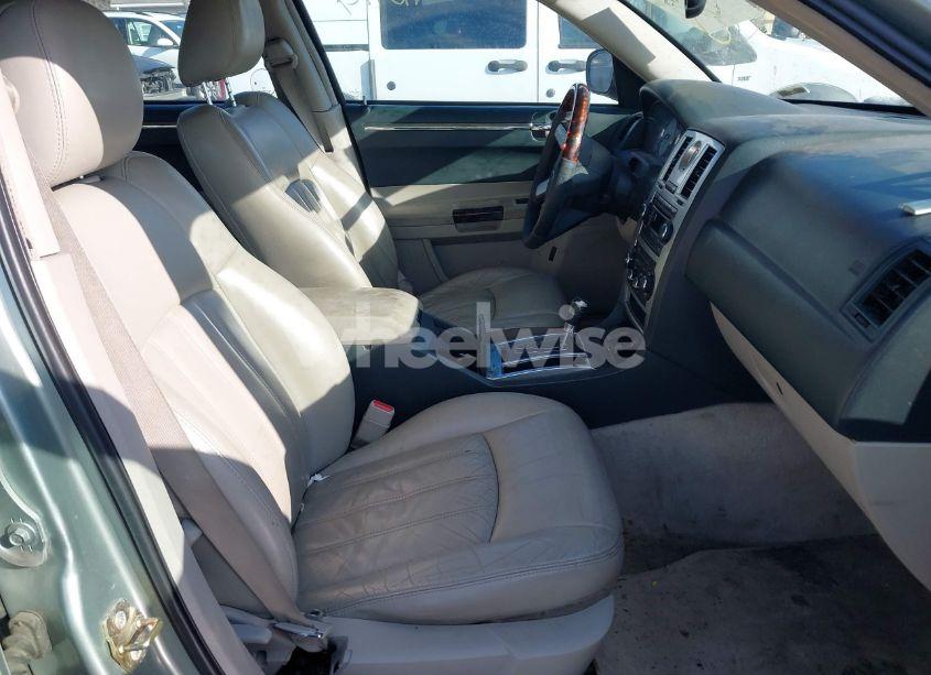 Photo 5 of 2005 Chrysler 300c (VIN 2C3JA63HX5H110454)