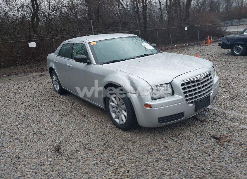 2008 Chrysler 300 LX (VIN 2C3KA43R18H166112) main photo