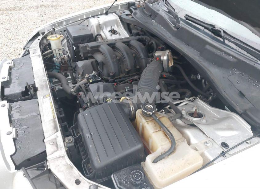 Photo 10 of 2008 Chrysler 300 LX (VIN 2C3KA43R18H166112)