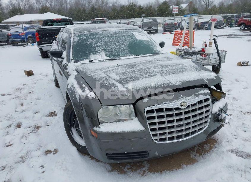 2008 Chrysler 300 LX (VIN 2C3KA43R18H224381) main photo