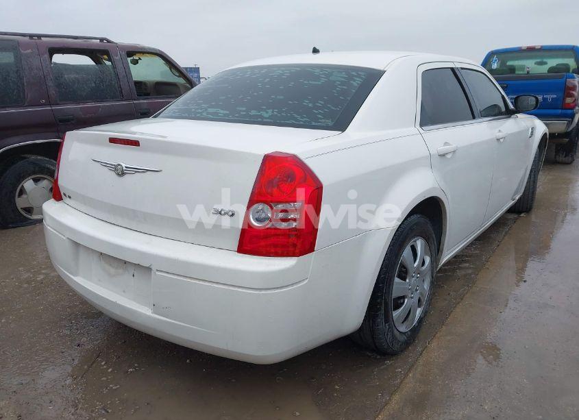 Photo 4 of 2008 Chrysler 300 LX (VIN 2C3KA43R28H175434)