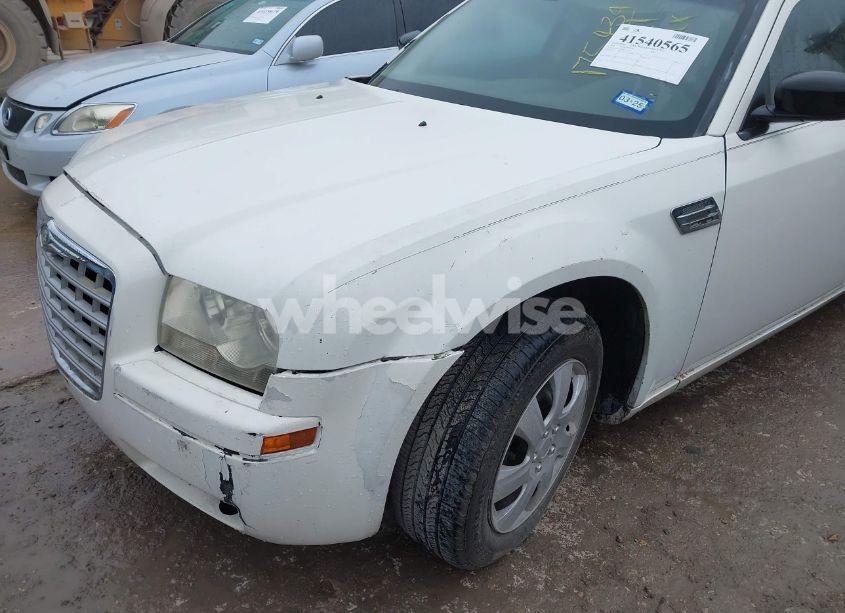 Photo 6 of 2008 Chrysler 300 LX (VIN 2C3KA43R28H175434)