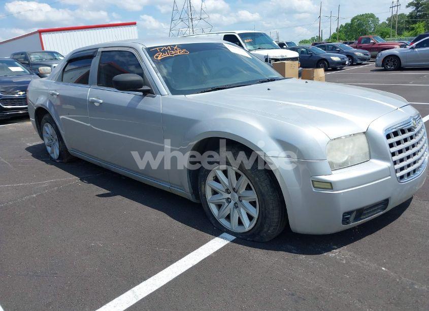 2008 Chrysler 300 LX (VIN 2C3KA43R58H269503) main photo