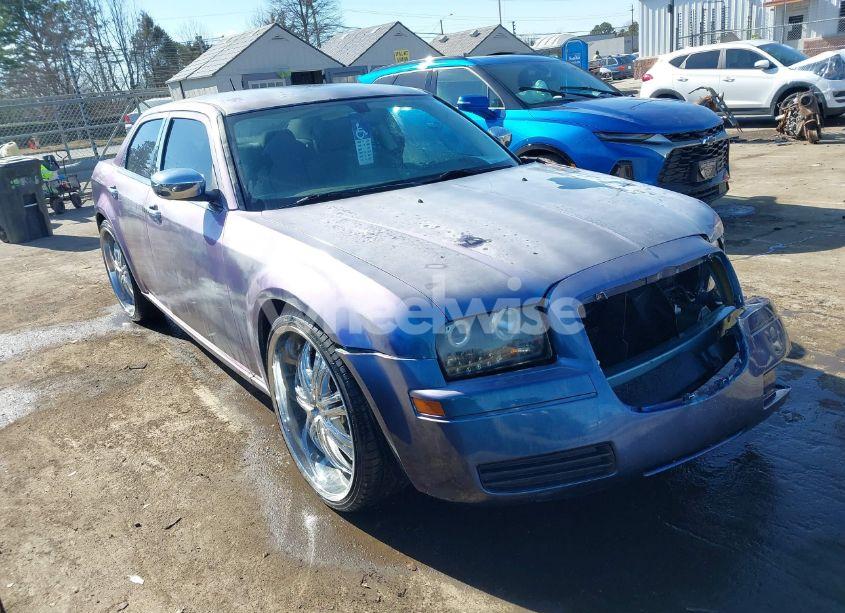 2008 Chrysler 300 LX (VIN 2C3KA43R68H177056) main photo