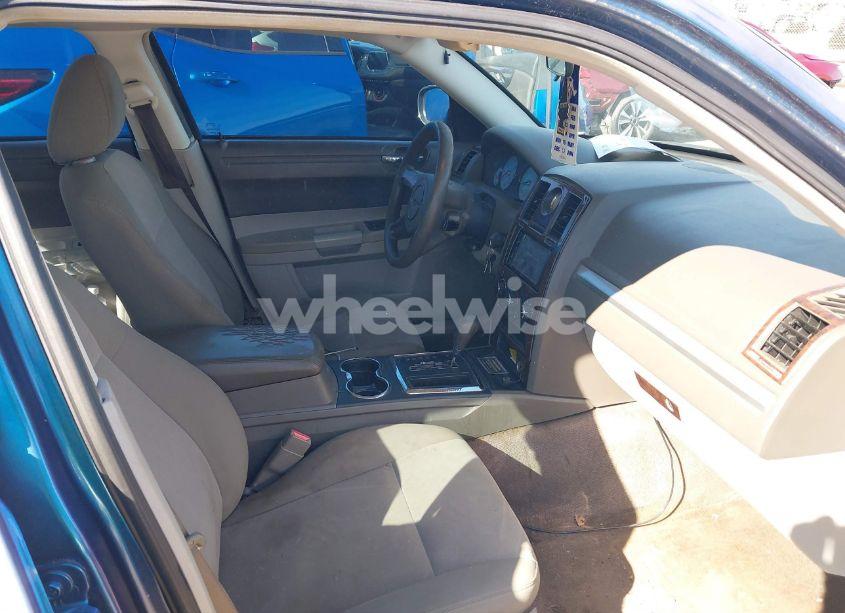 Photo 5 of 2008 Chrysler 300 LX (VIN 2C3KA43R68H177056)