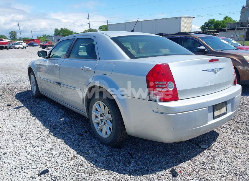 Photo 3 of 2008 Chrysler 300 LX (VIN 2C3KA43R78H250774)