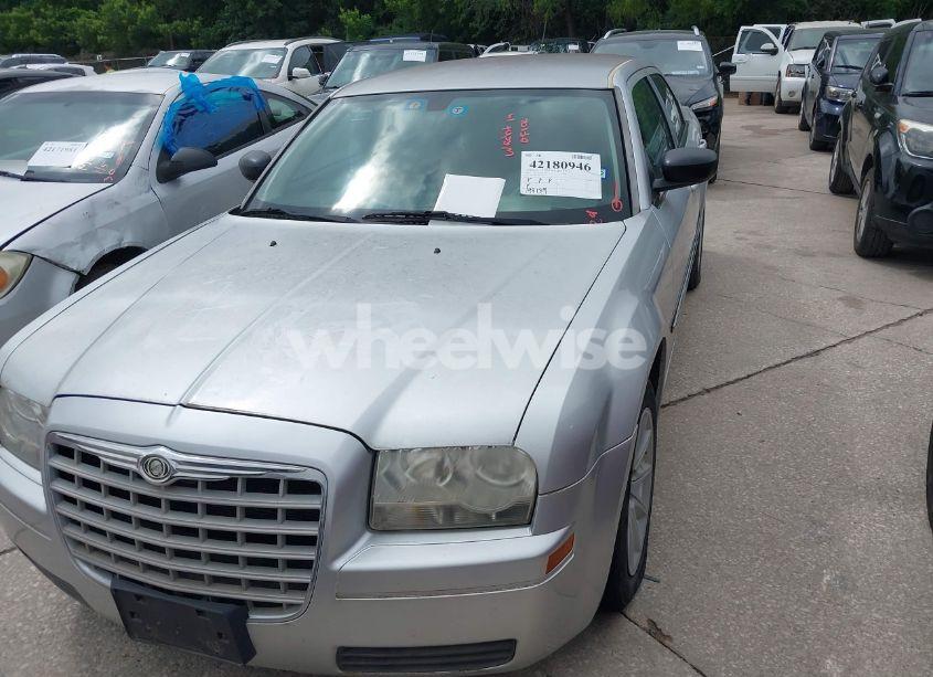 Photo 6 of 2008 Chrysler 300 LX (VIN 2C3KA43R98H109057)