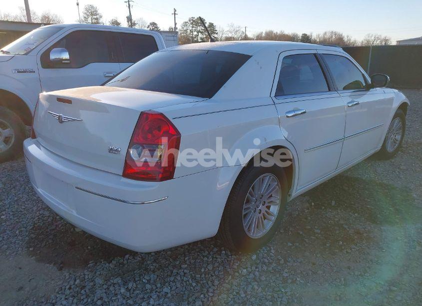 Photo 4 of 2008 Chrysler 300 TOURING (VIN 2C3KA53G28H255823)