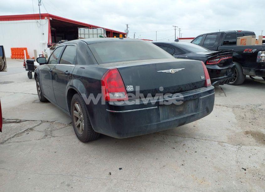 Photo 3 of 2006 Chrysler 300 TOURING (VIN 2C3KA53G36H432859)