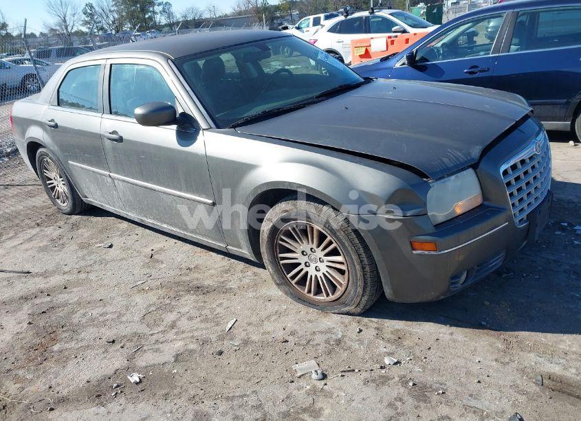 2008 Chrysler 300 TOURING (VIN 2C3KA53G48H255368) main photo