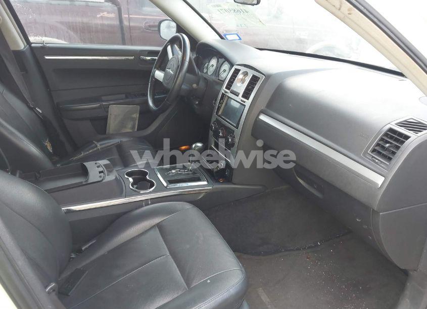 Photo 5 of 2008 Chrysler 300 TOURING (VIN 2C3KA53G68H176512)