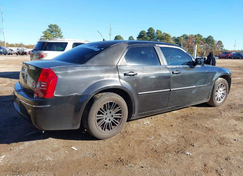 Photo 4 of 2008 Chrysler 300 TOURING (VIN 2C3KA53G78H208044)