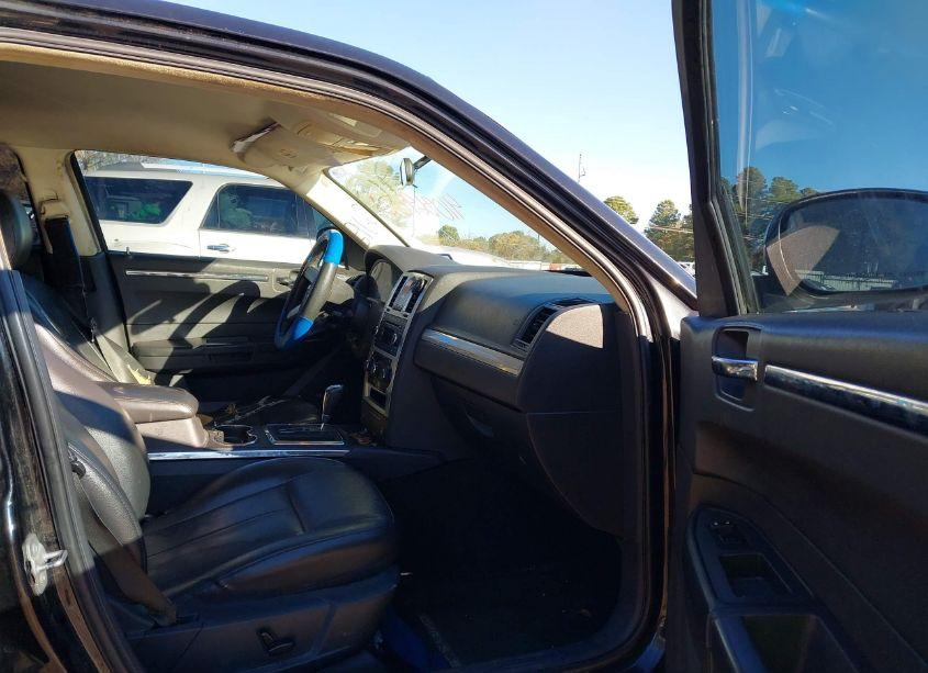 Photo 5 of 2008 Chrysler 300 TOURING (VIN 2C3KA53G78H208044)